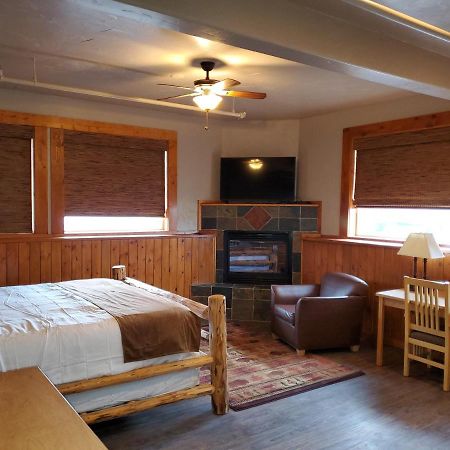 Buffalo Lodge Of Bigfork Eksteriør billede