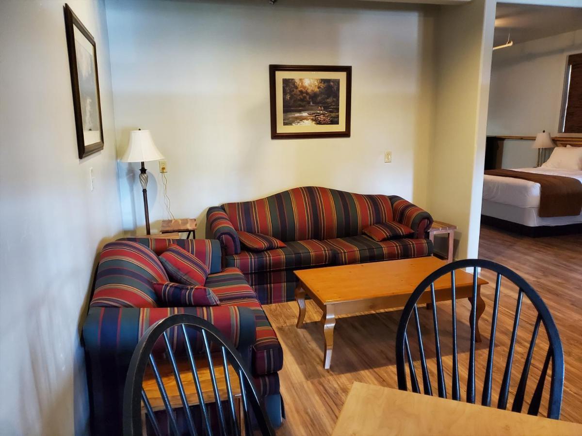 Buffalo Lodge Of Bigfork Eksteriør billede