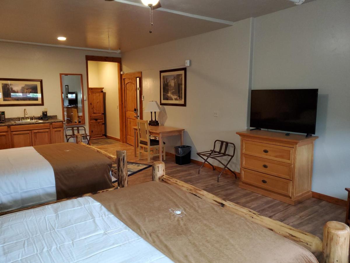 Buffalo Lodge Of Bigfork Eksteriør billede